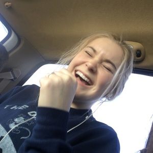 Meet your Posher, Savannah